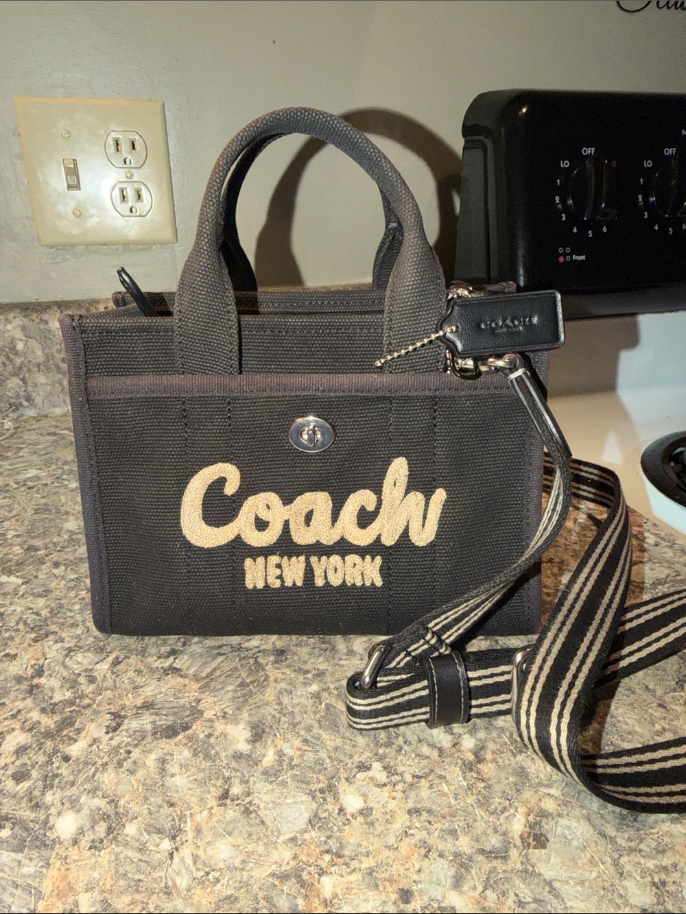 Coach Cargo Tote Bag-20 with Silver Balloon Charm ๐ค - Picture 12 of 12